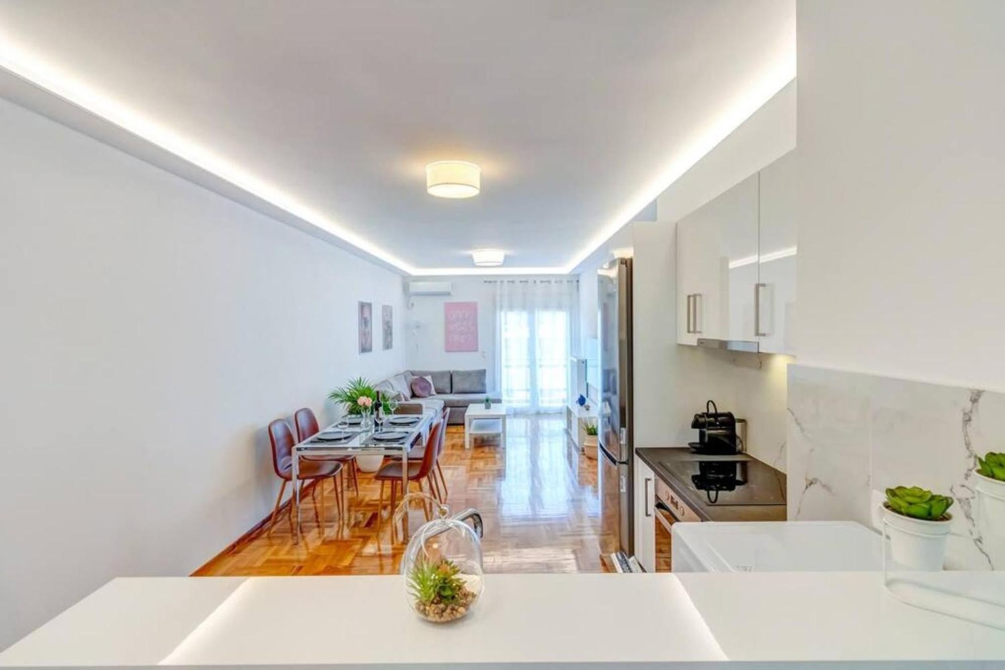 Koukaki Dream lux 2 BD ap under Acropolis Apartment Atena Exterior foto